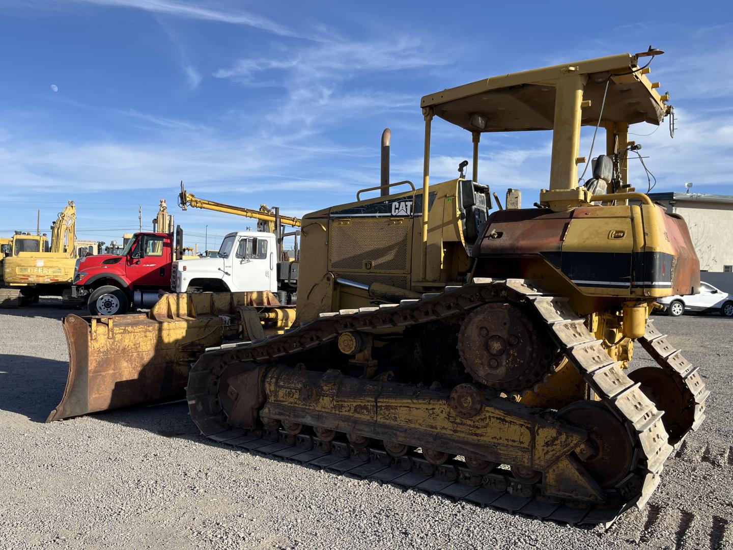 CATERPILLAR D6N